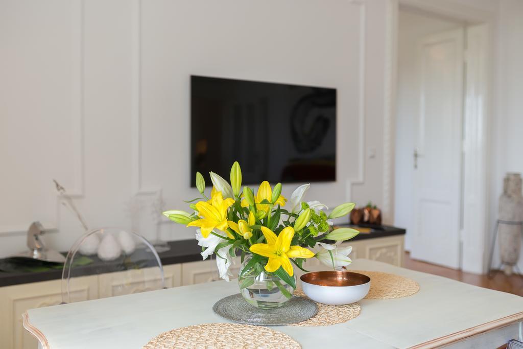 Apartment A.M.P. พูลา ภายนอก รูปภาพ